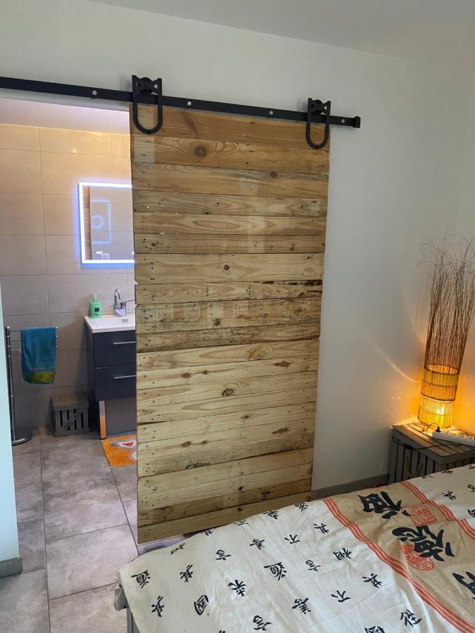 Metris 5 Apartment Corre Luaran gambar